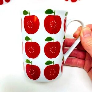 Mayfair & Jackson Country Apple Mugs 10oz